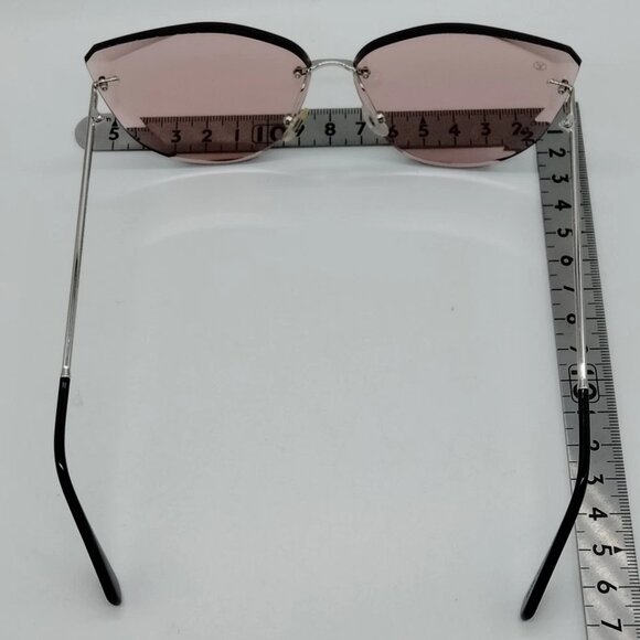 Louis Vuitton Sunglasses Women's Silver 450-060225 - Picture 8 of 9